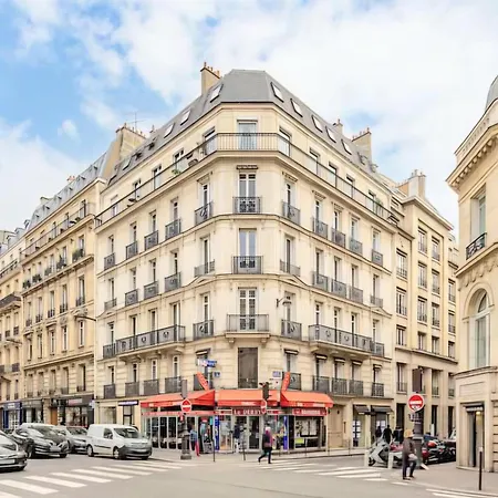 Appartement Champs-Elysees * باريس