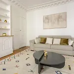 Apartmán Luxury Champs-Elysees *